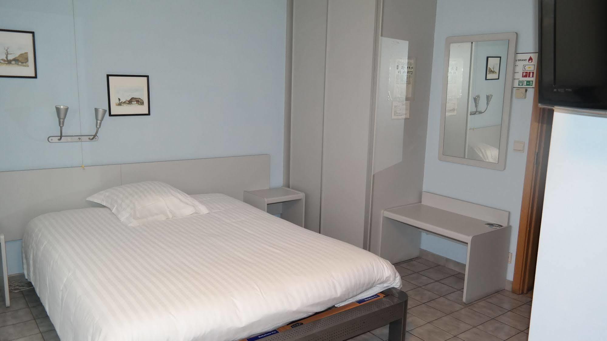 רוסלאר De Bonte Os Hotel & Tower מראה חיצוני תמונה