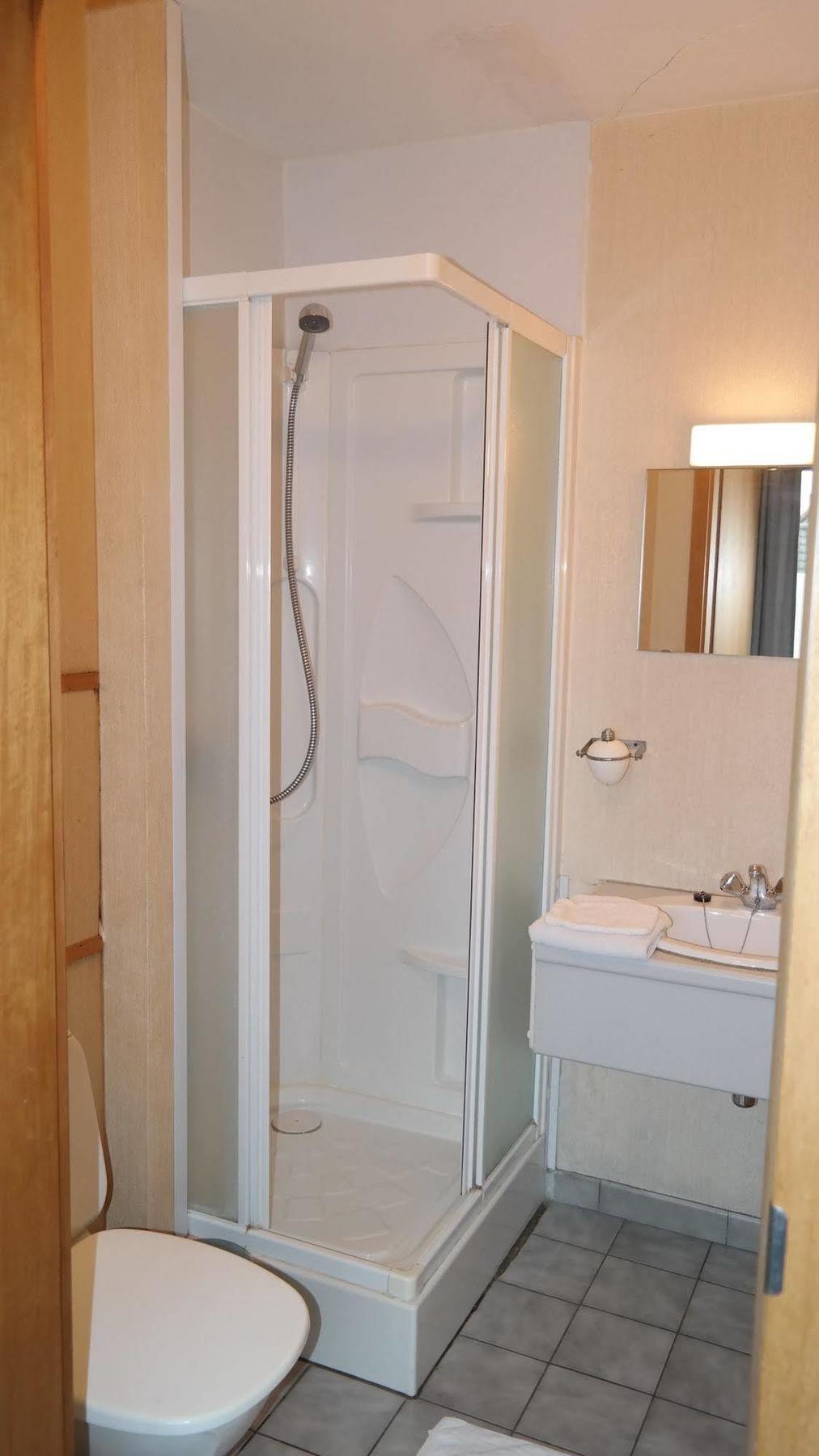 רוסלאר De Bonte Os Hotel & Tower מראה חיצוני תמונה