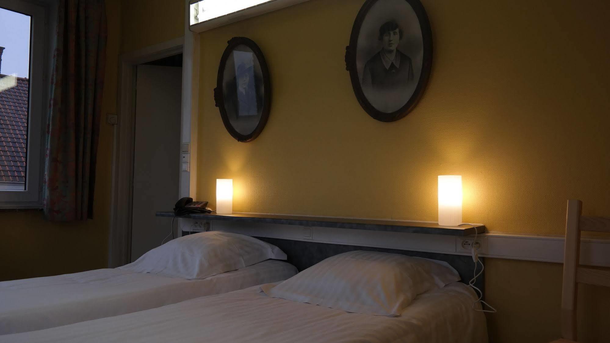 רוסלאר De Bonte Os Hotel & Tower מראה חיצוני תמונה